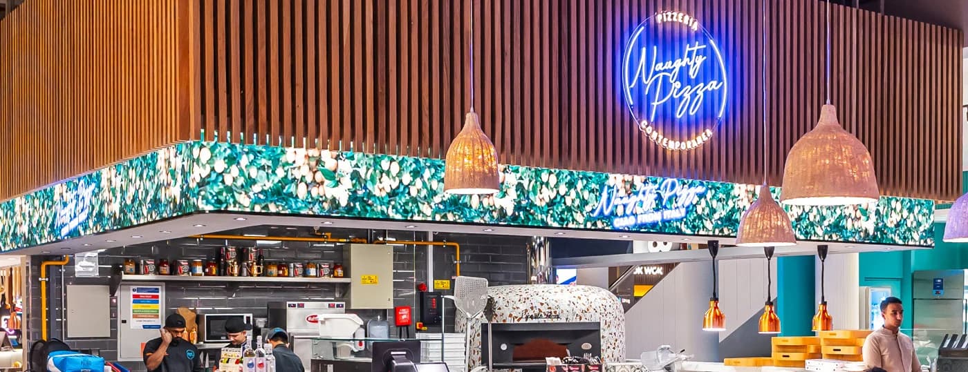 Naughty Pizza (Dubai Festival City Mall)